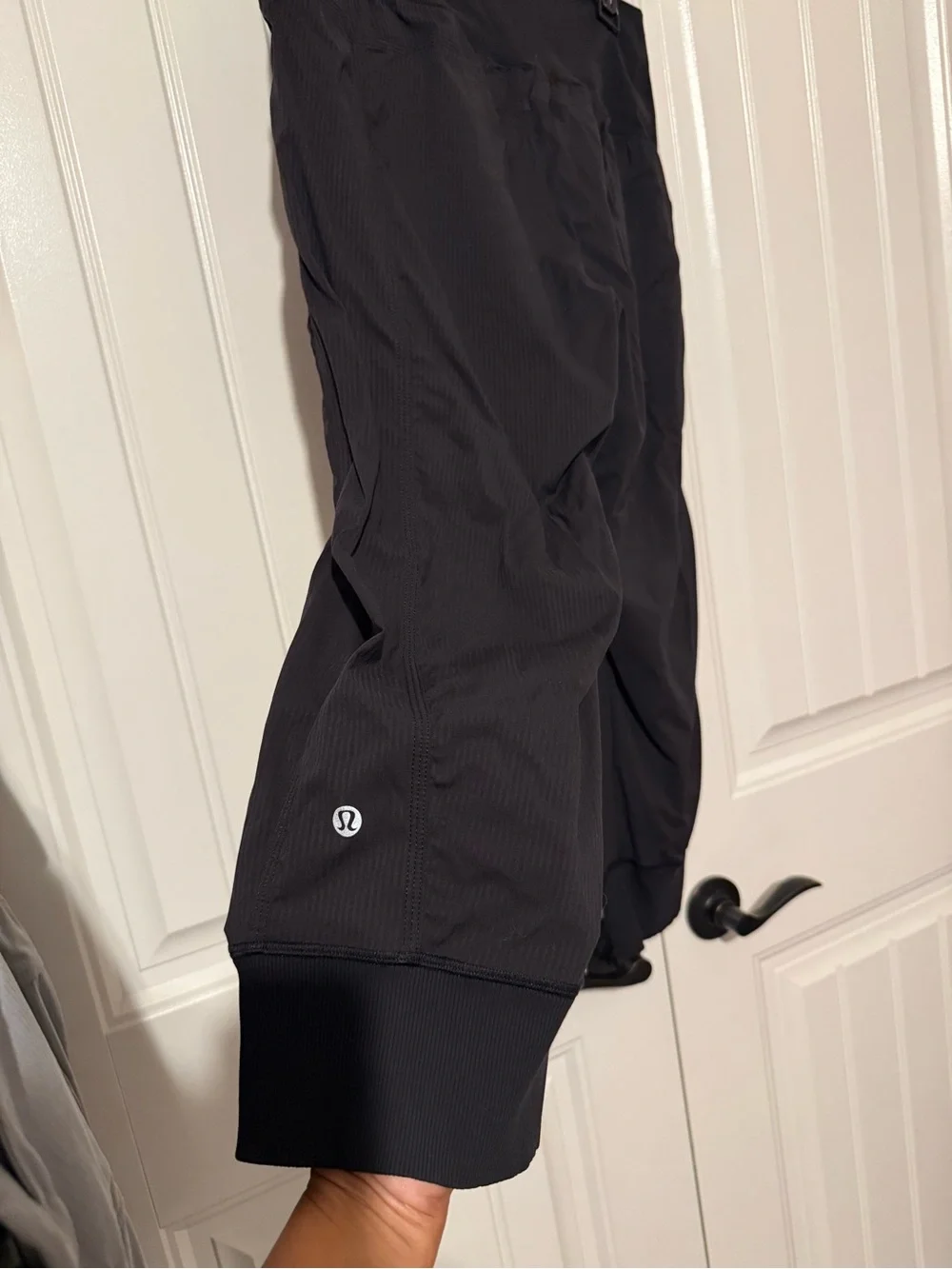 Lululemon Damce Studio Black Cropped Pants Size 10